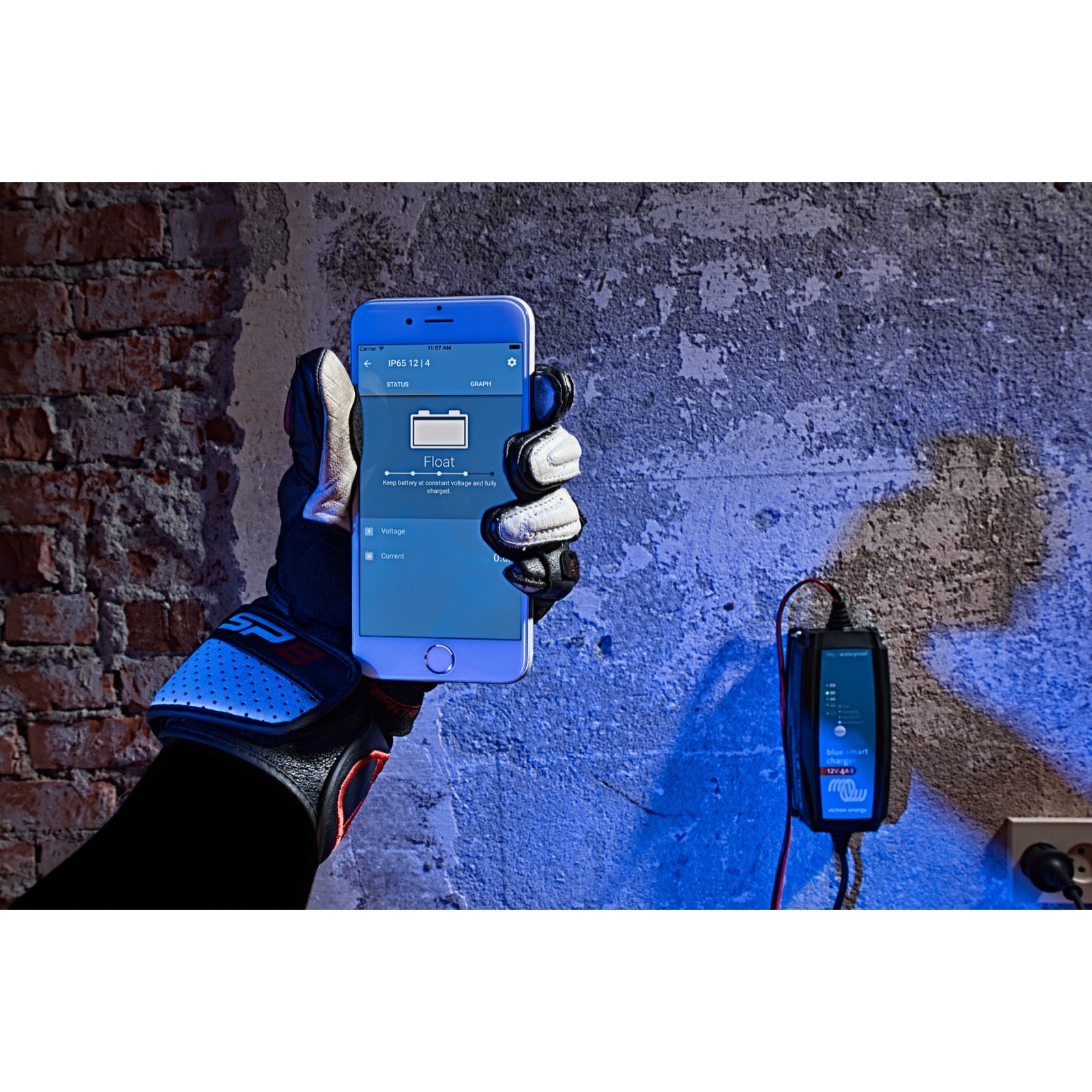 Blue Smart IP65 Charger 24/8 + DC connector - Victron Energy