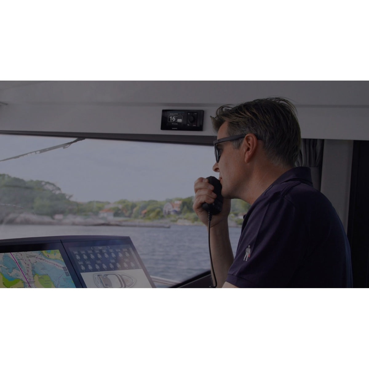 Signal™ VHF 400 - VHF fixe avec transpondeur AIS - visuel officiel Garmin 2