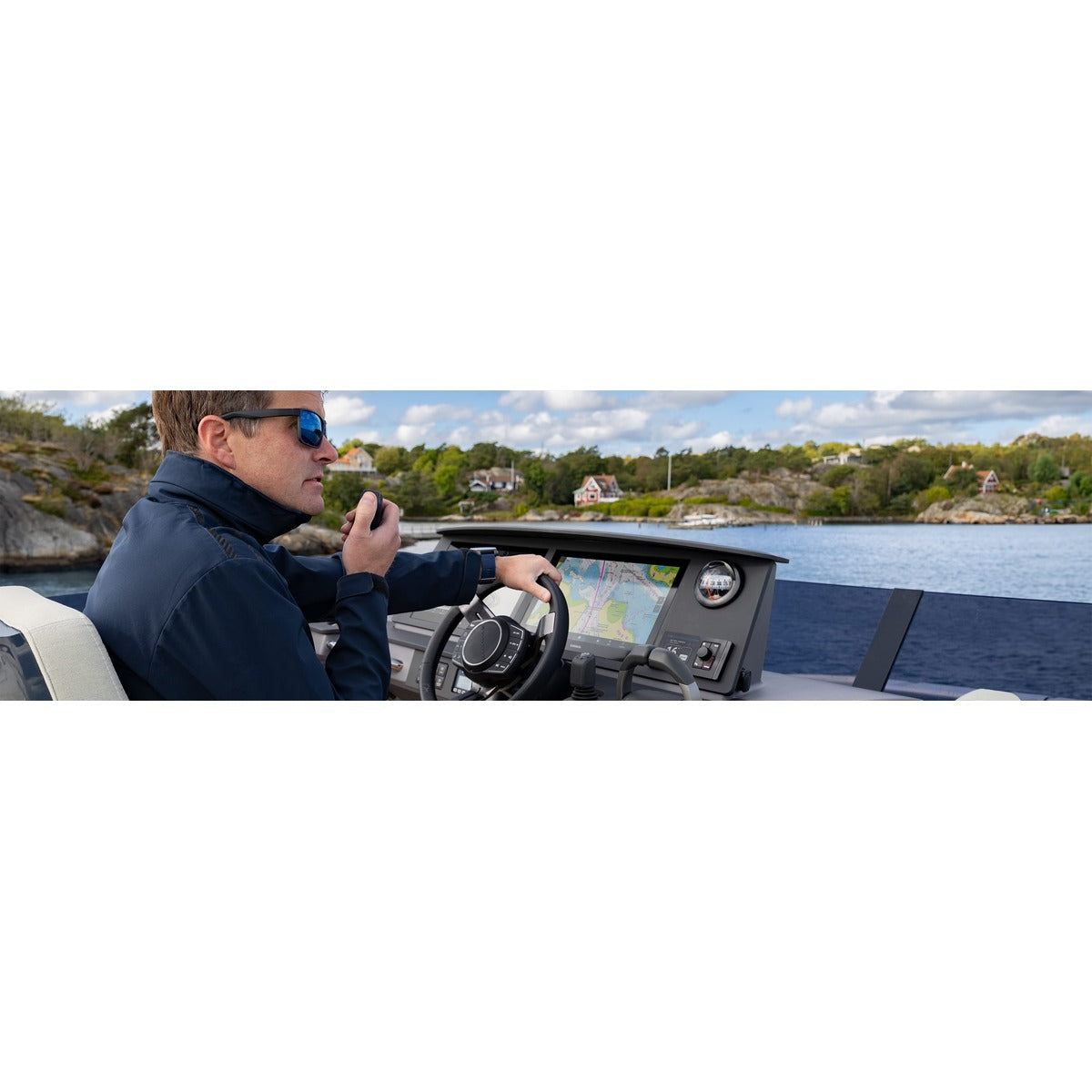 Signal™ RM 100 - station déportée VHF - visuel officiel Garmin 2