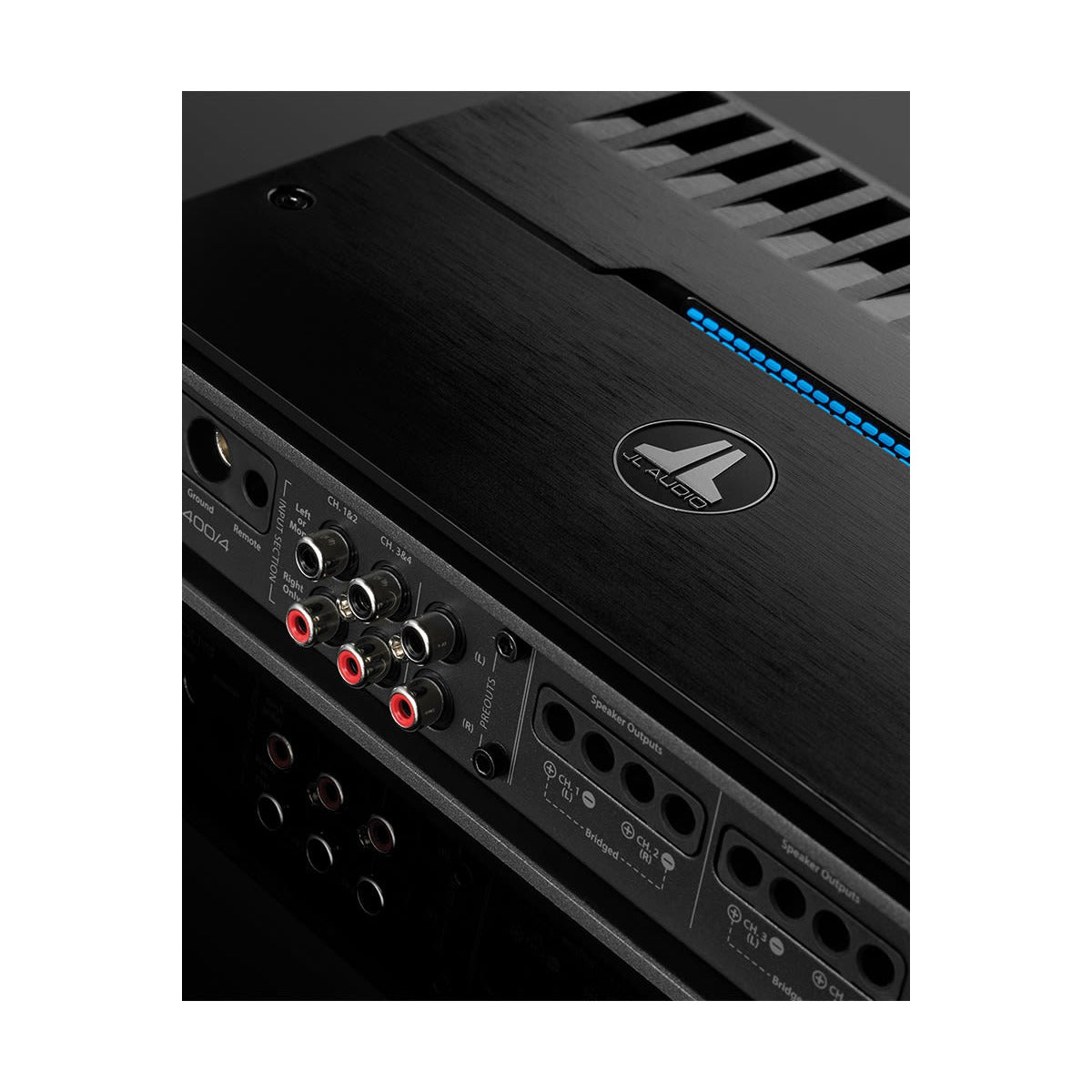 Amplificateur marin XC2410 4 canaux classe D 300 W - visuel produit