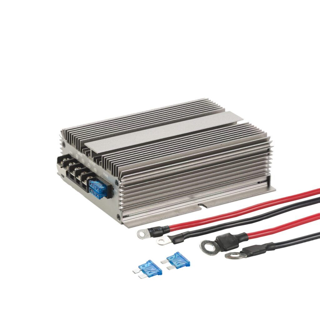 [REBELCELL] Range Extender 12,6 V / 13 A étanche (chargeur sur alternateur, batteries 12 V)