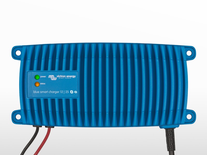 VICTRON ENERGY Chargeur de batterie Blue smart IP67 24/12 (1+si) 230V CEE 7/7
