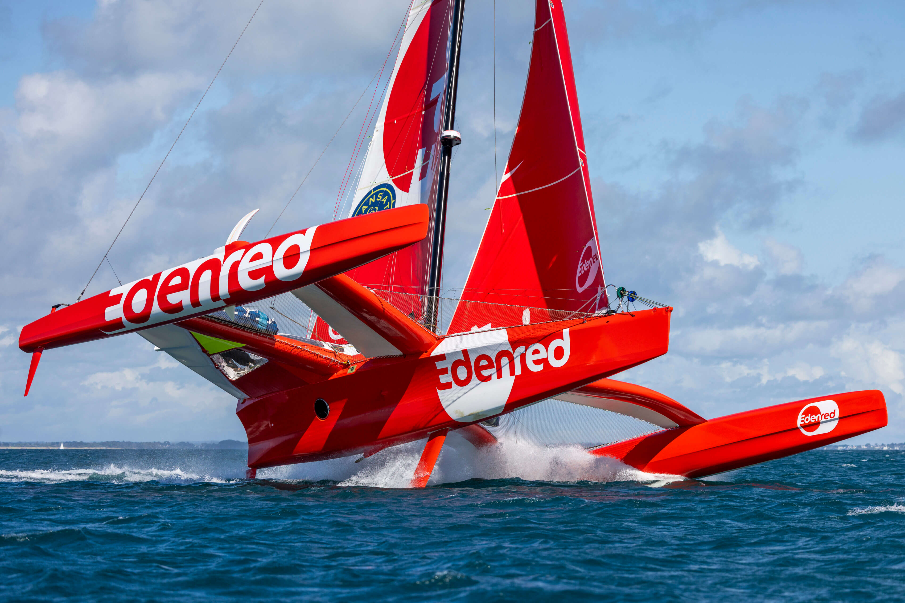 Skysat Marine Equipment