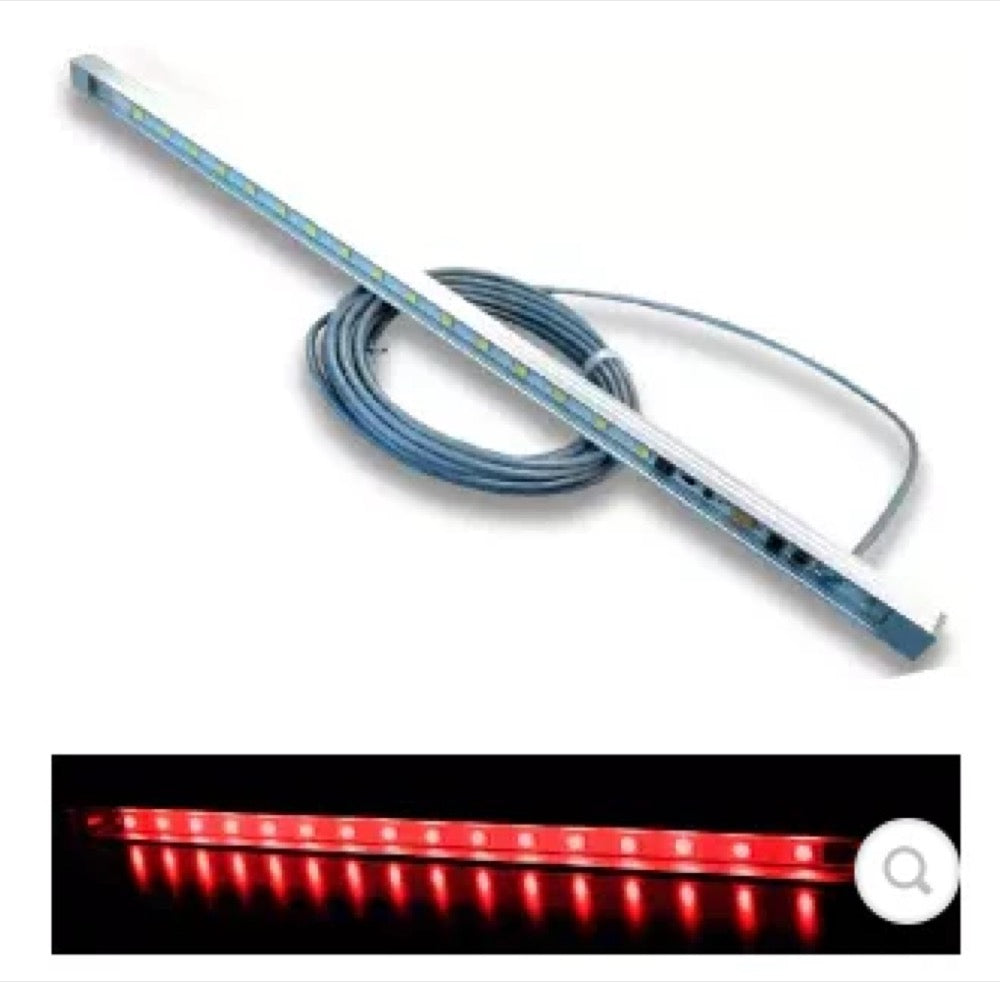 Réglette Gavrinis éclairage Bôme et Bimini 15W - étanche IP68 - Rouge - 120°