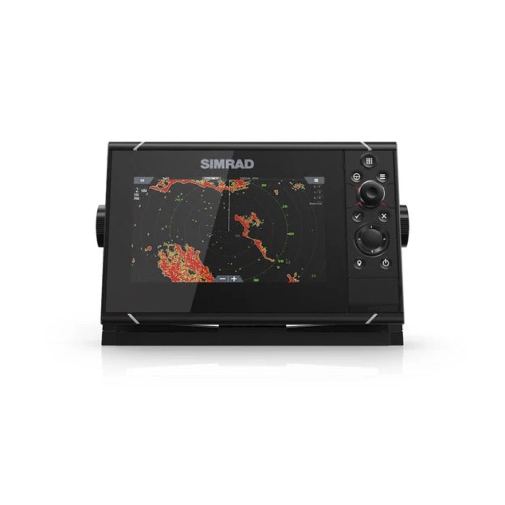 Simrad NSS7 evo3 avec cartographie de base mondiale