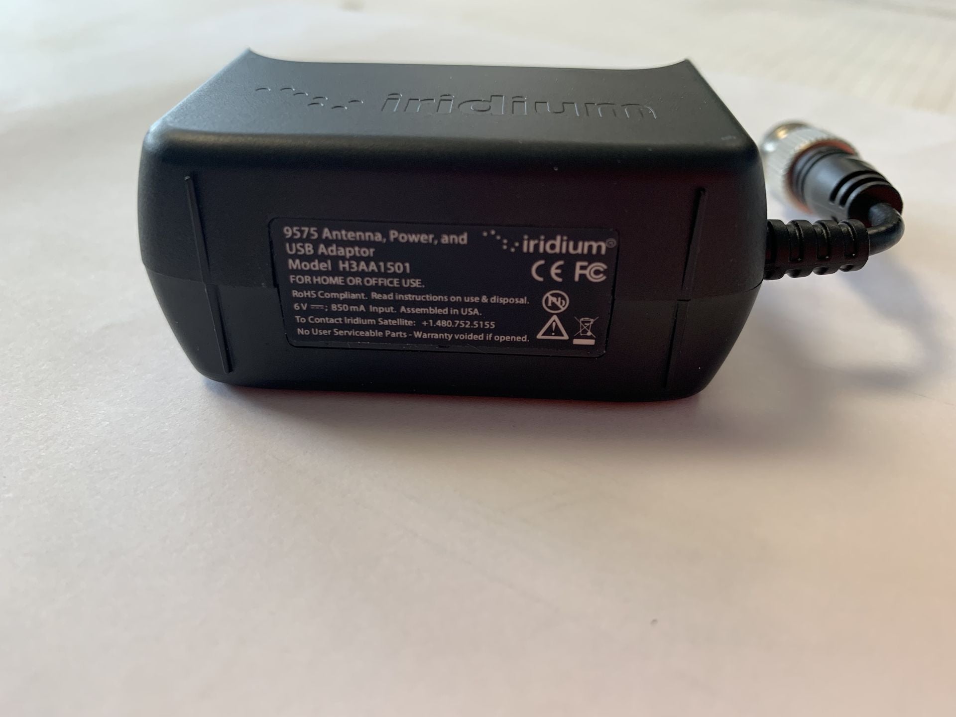 Power adapter + Iridium 9575 antenna