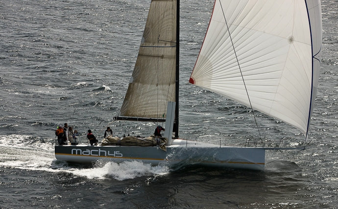 Mach 45 Cartouche en course Armen Race 2012 — photo Eric Rousseau / JPS Production