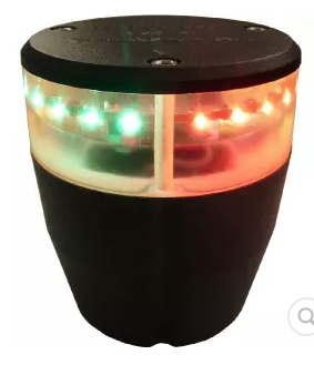 Feu de navigation MANTAGUA tricolore 2MN horizontal pour tête de mât, H79mm Ø70mm, avec pied, cache et résine epoxy IP67.