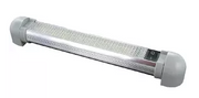 Réglette LED GUERNESEY blanche et orientable, émettant une lumière blanc chaud.